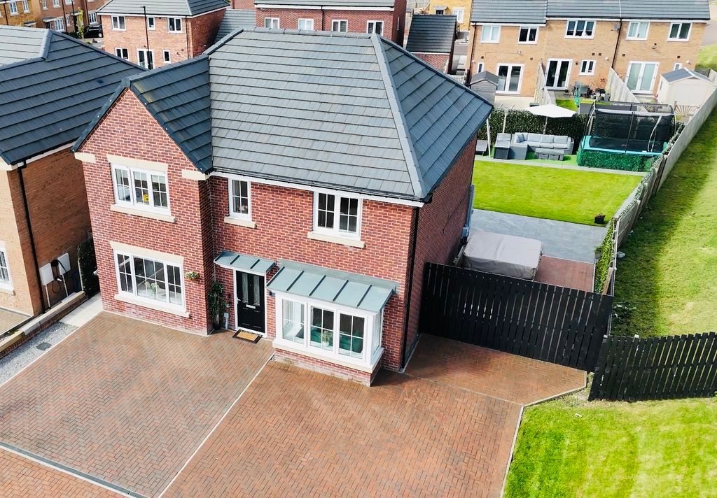 Property photo 2 of 19 Photo 19