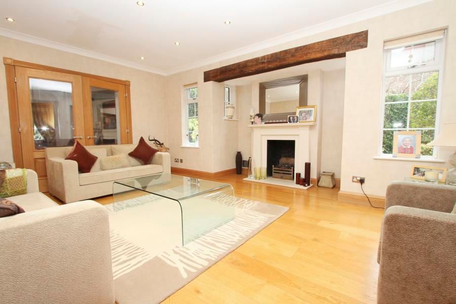 Property photo 2 of 7