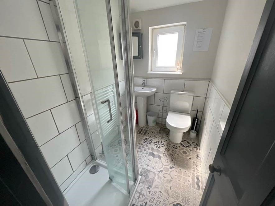 Property photo 2 of 9