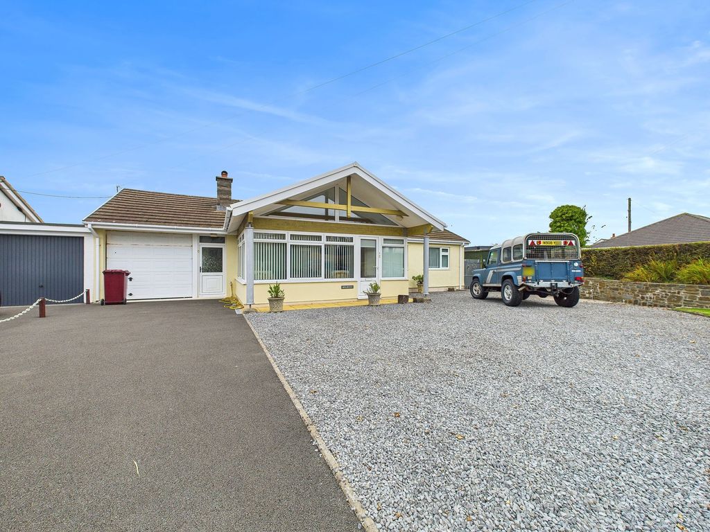 Property photo 1 of 33