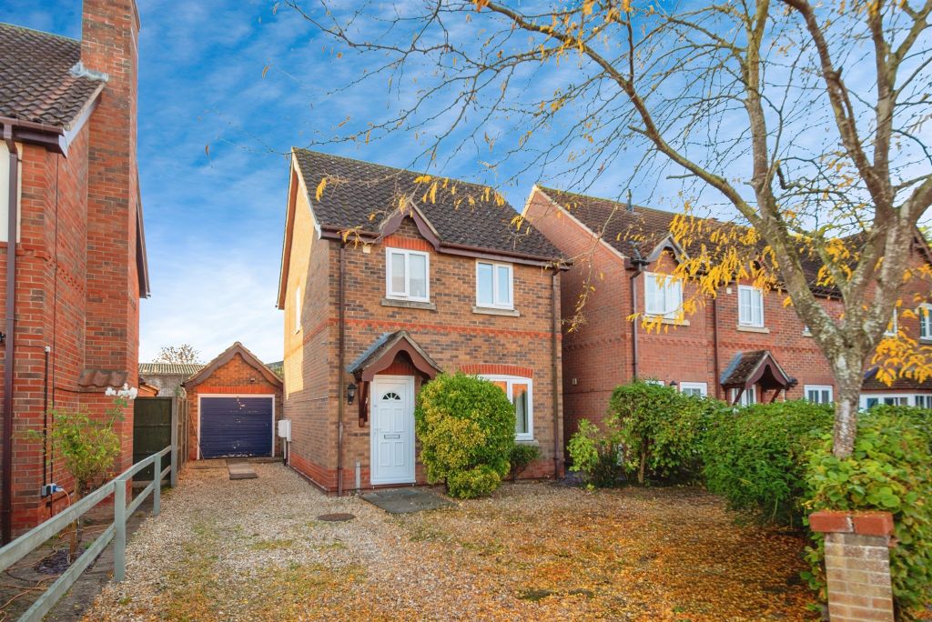 Property photo 1 of 17