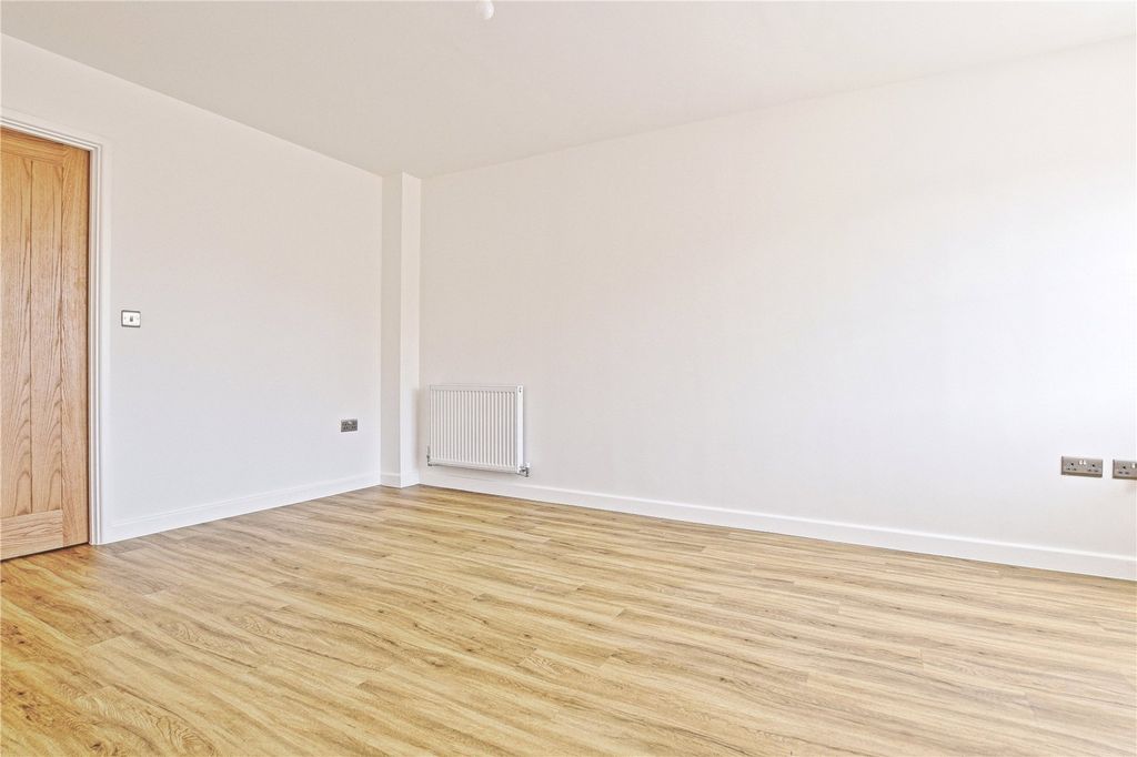 Property photo 2 of 14 Picture No. 39