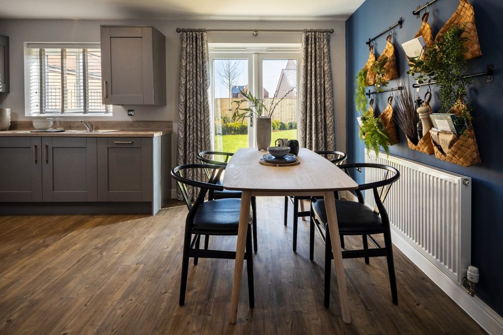 Property photo 3 of 9 4566522