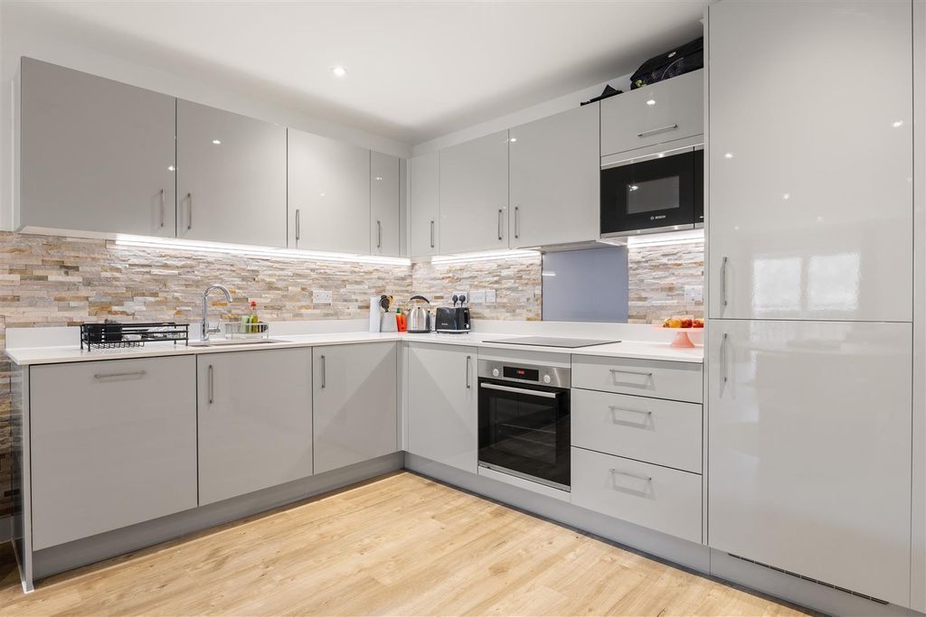 Property photo 3 of 14 _98A3085.Jpg