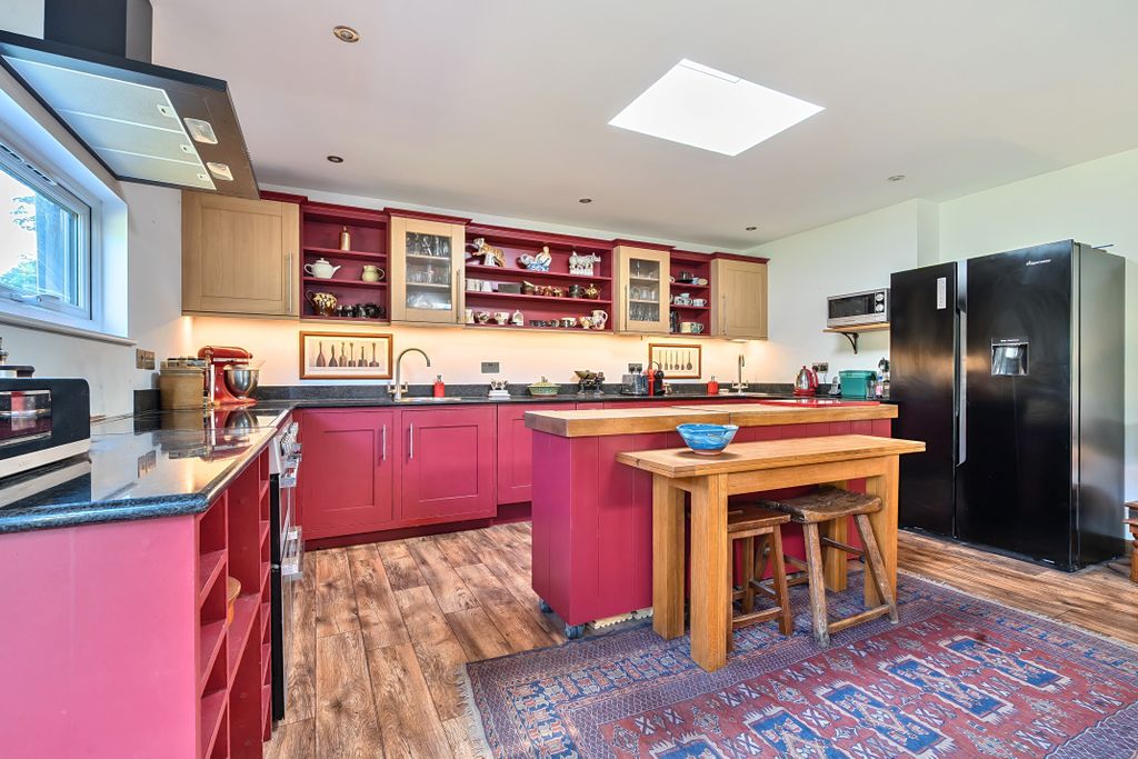 Property photo 3 of 30 Kitchen Breakfast Room
