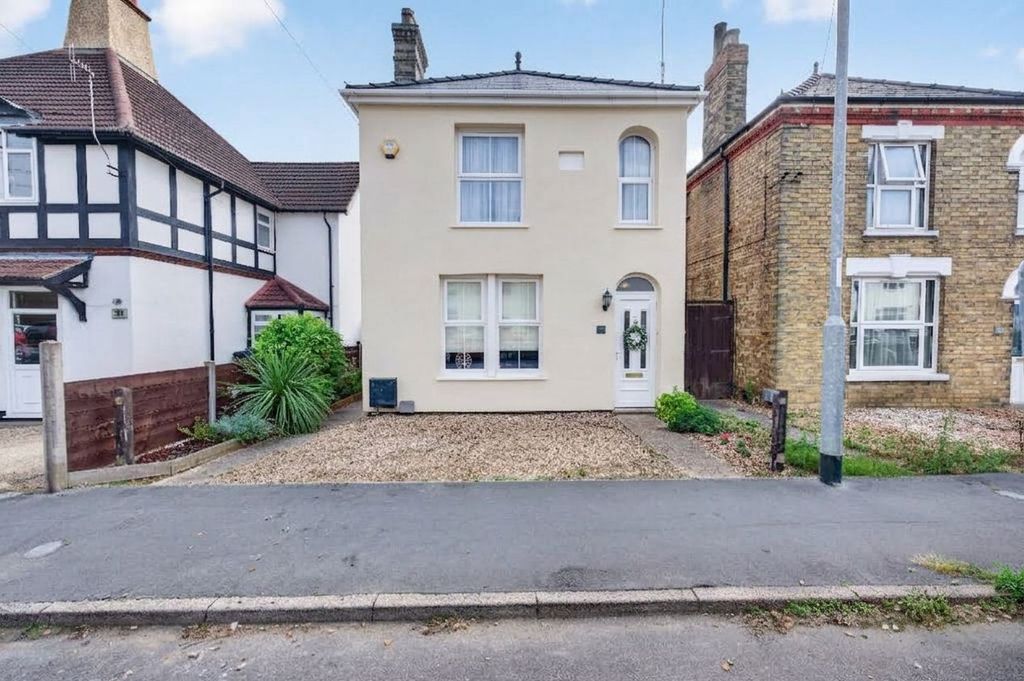 Property photo 1 of 48
