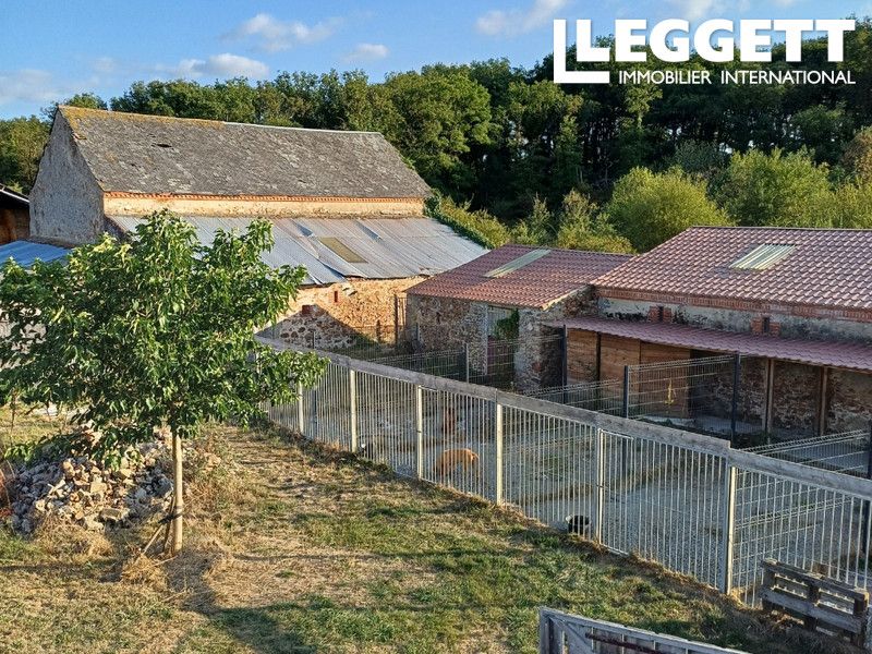 Property photo 3 of 10