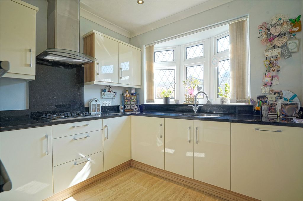 Property photo 3 of 15 Picture No. 01