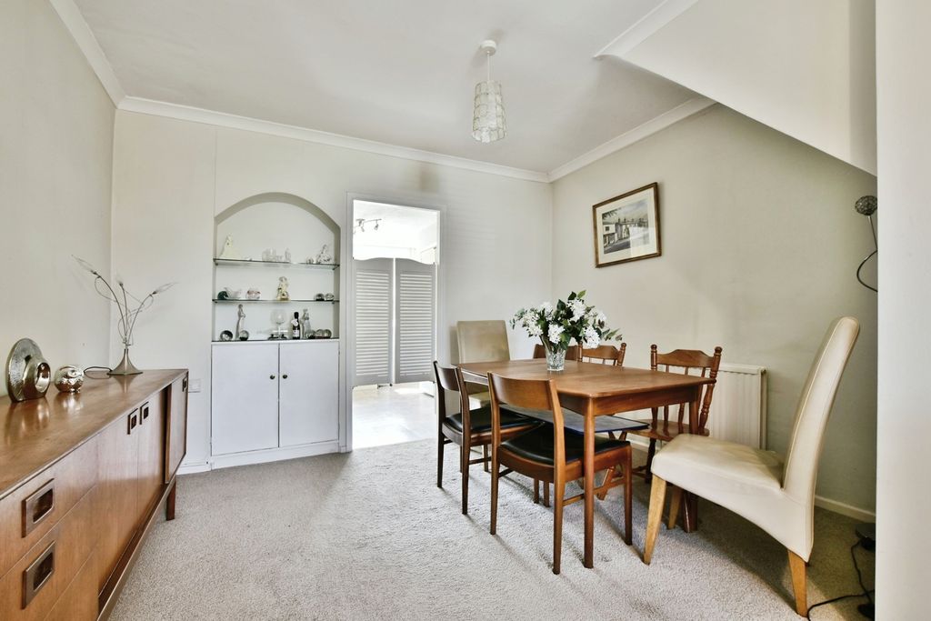 Property photo 3 of 15 Pbox-Img.Jpg