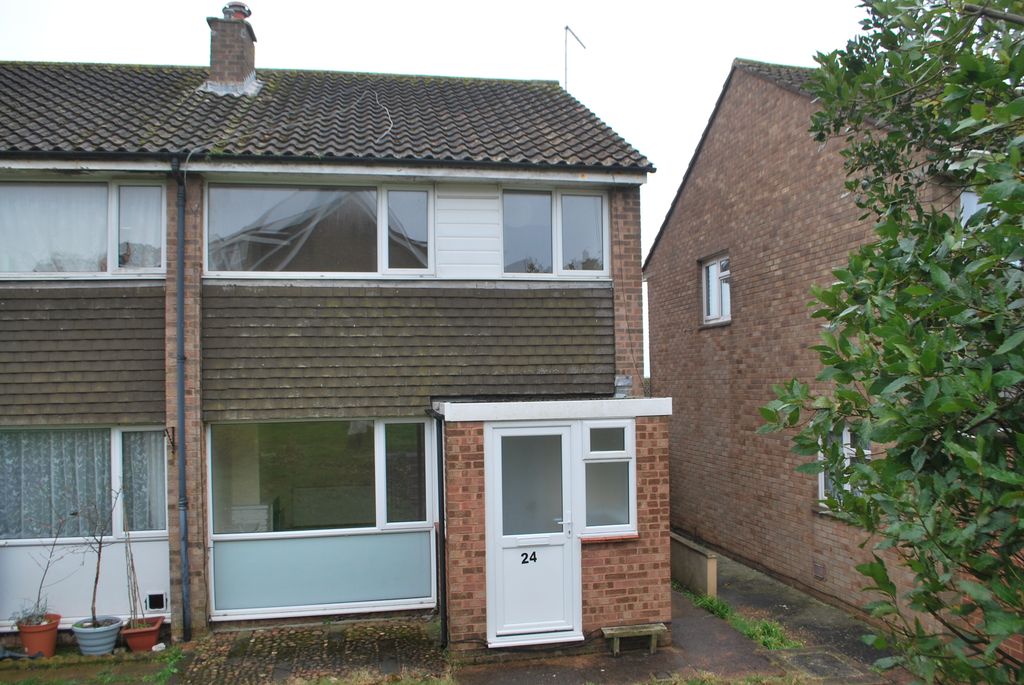 Property photo 1 of 7 Front