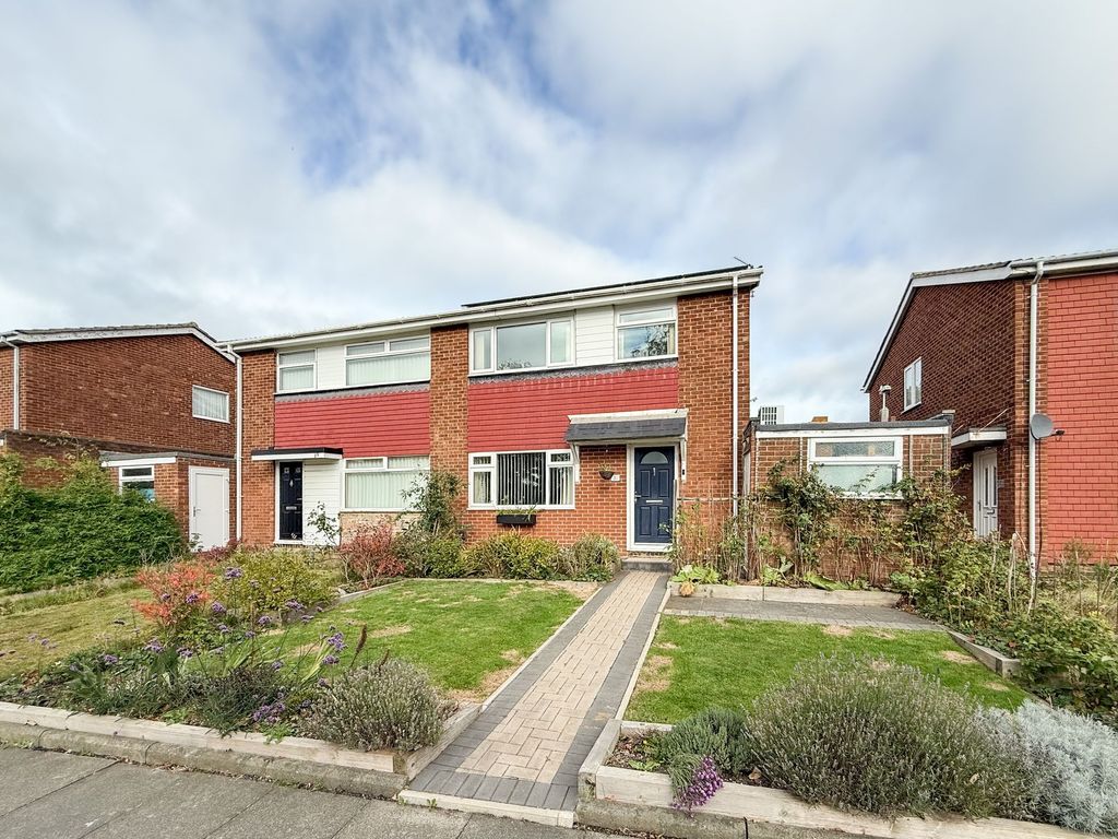 Property photo 1 of 11 External