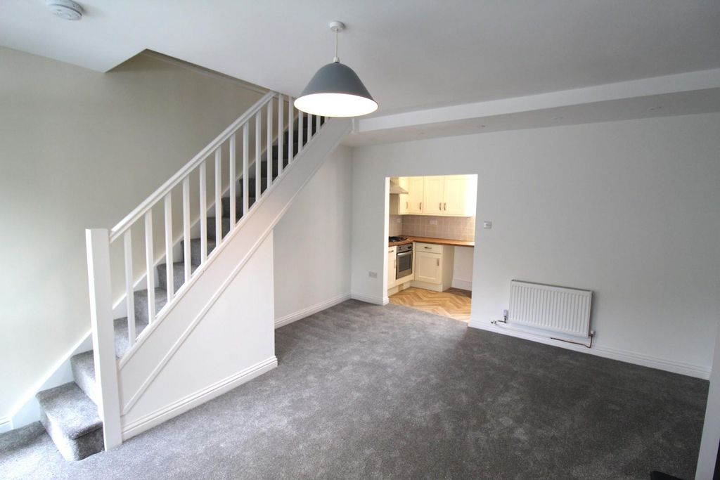 Property photo 2 of 8 Img_6472.Jpg