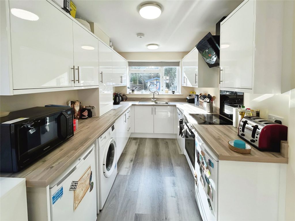 Property photo 2 of 13 Kitchen
