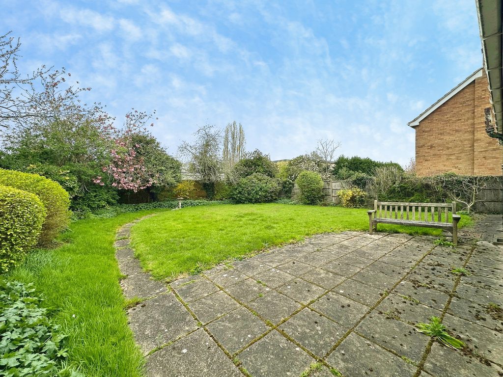 Property photo 2 of 9