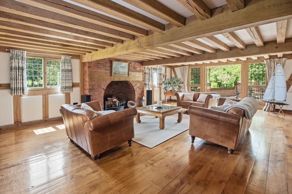 Property photo 2 of 49