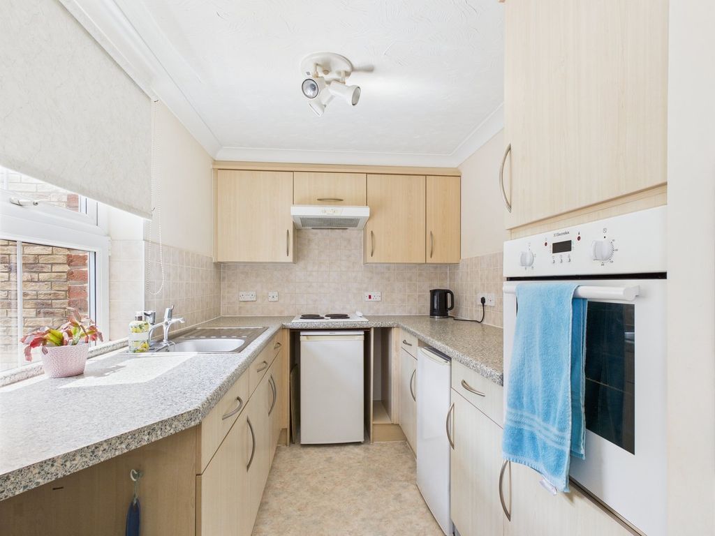 Property photo 3 of 11
