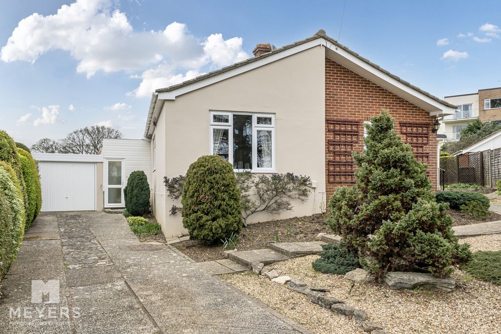 Property photo 1 of 22