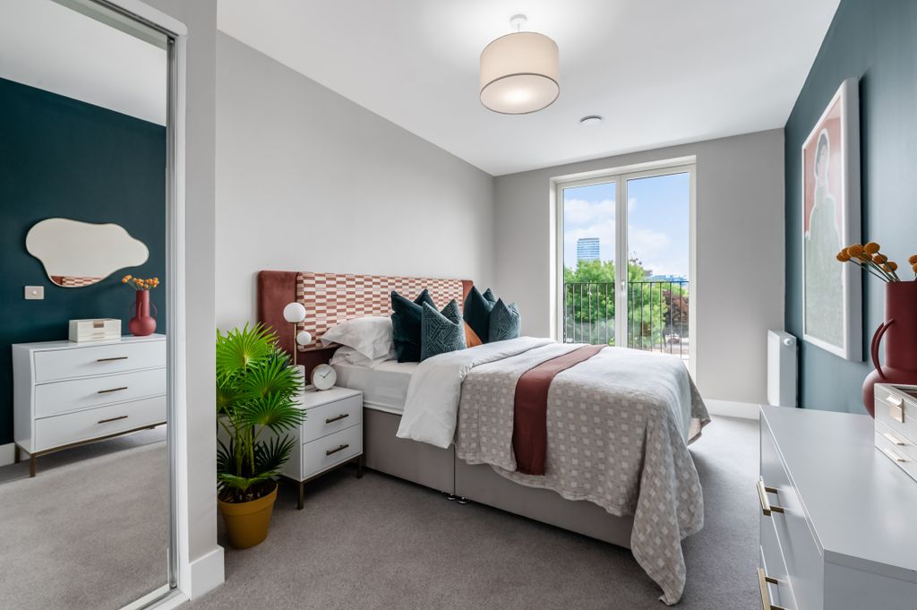 Property photo 1 of 24