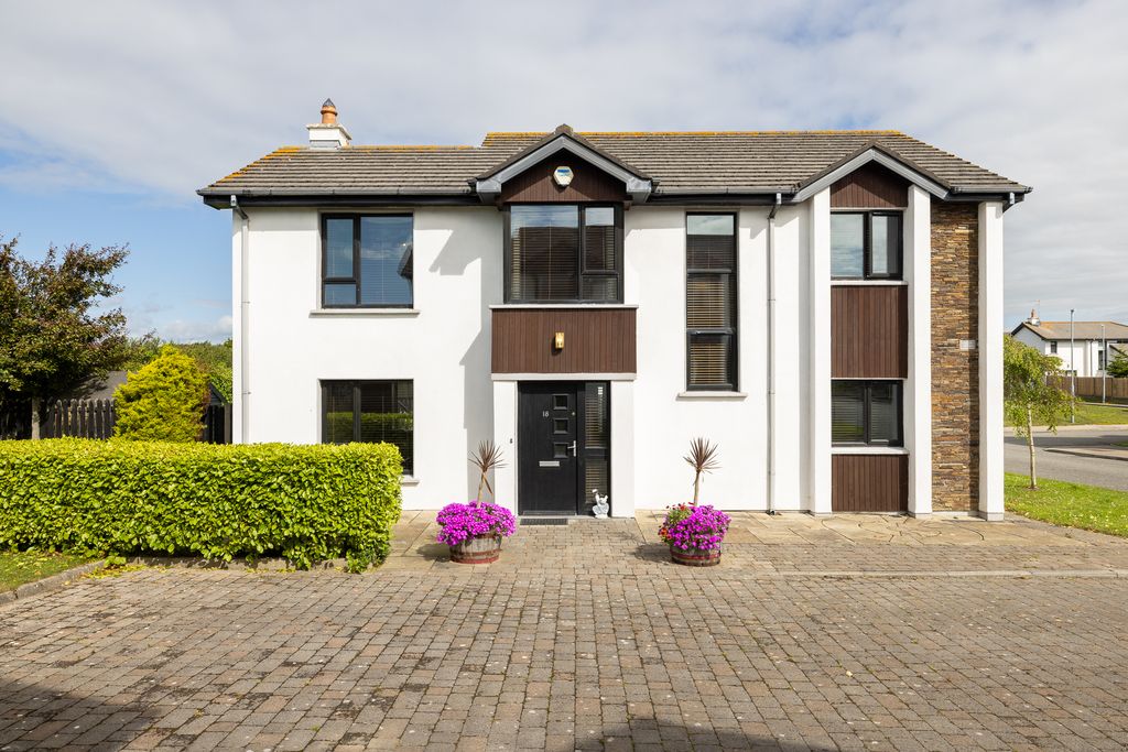 Property photo 1 of 31
