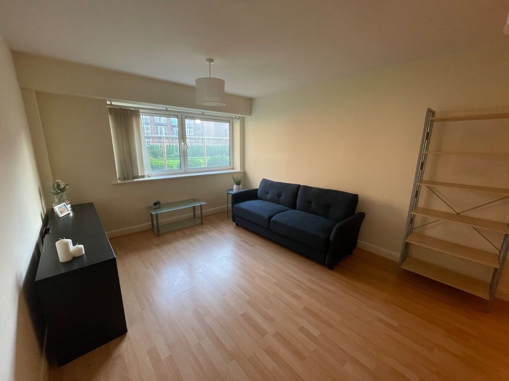 Property photo 2 of 10 Picture No. 20