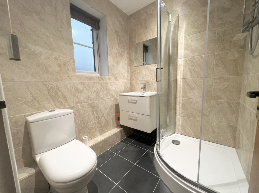 Property photo 3 of 7 3