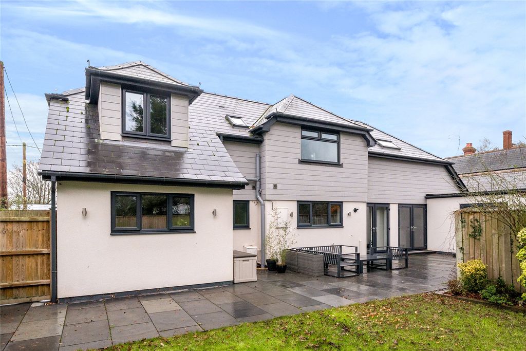 Property photo 1 of 22 Picture No. 19