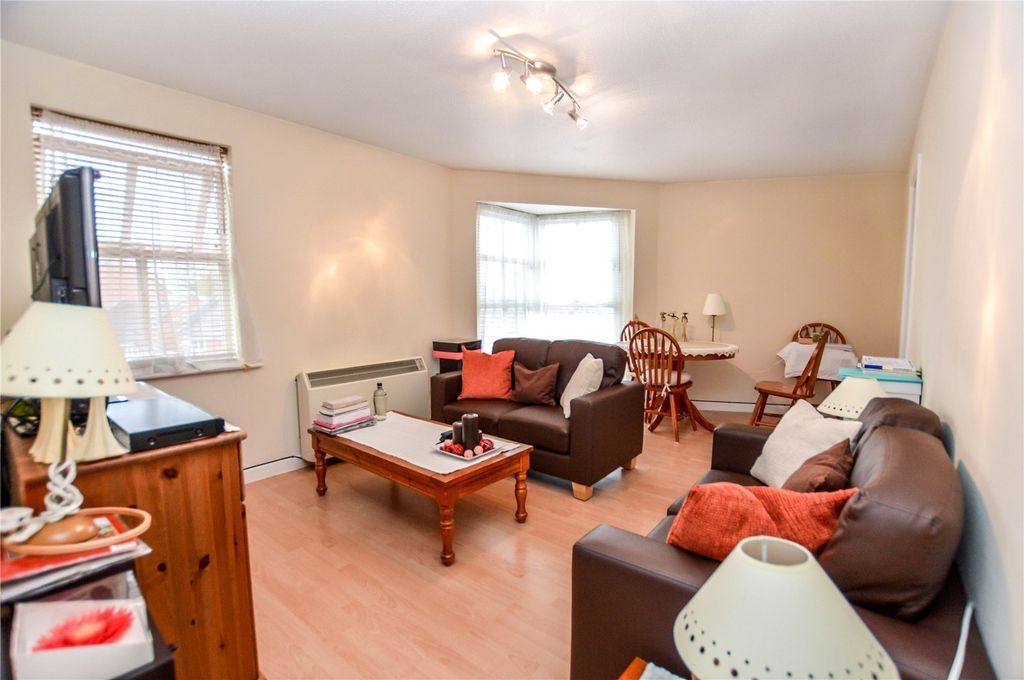 Property photo 1 of 10 Picture No. 01