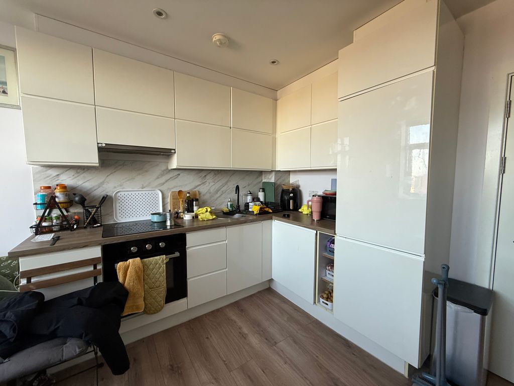 Property photo 2 of 5 Dining Room