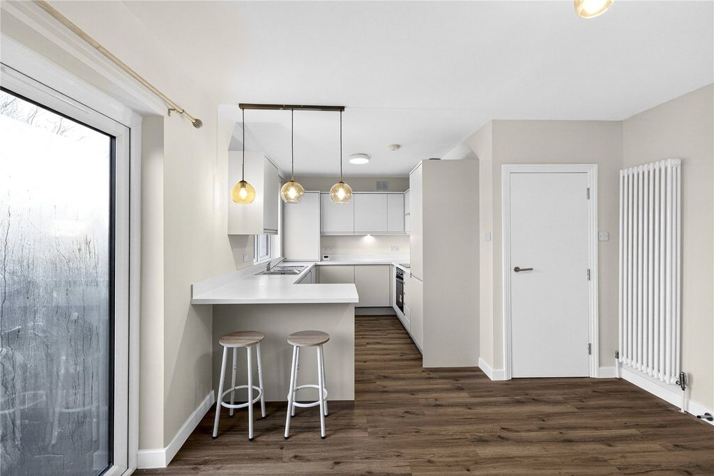 Property photo 1 of 20 Reception/Kitchen