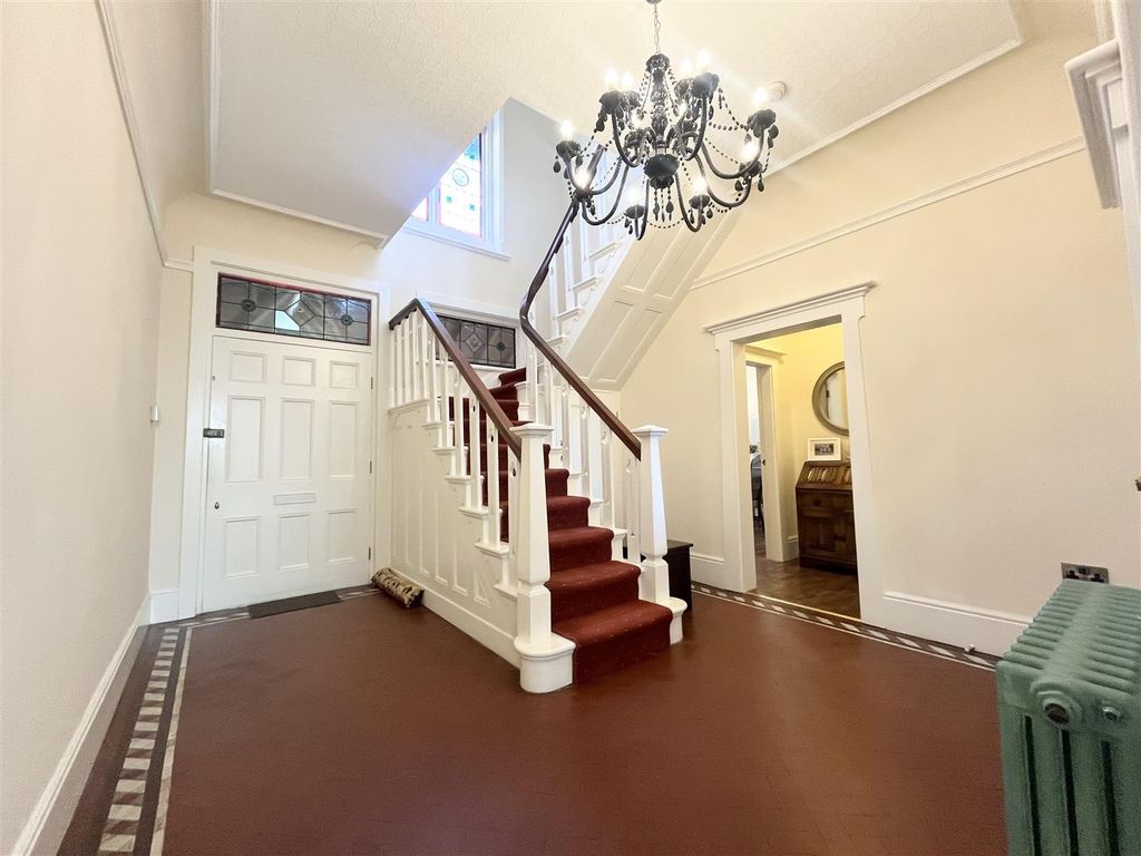 Property photo 2 of 65 Img_5543_Converted.Jpg