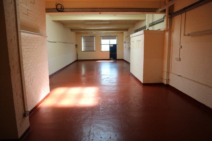 Property photo 2 of 7 Milford Road Trading Estate Unit 53 Interior 1.Jpg