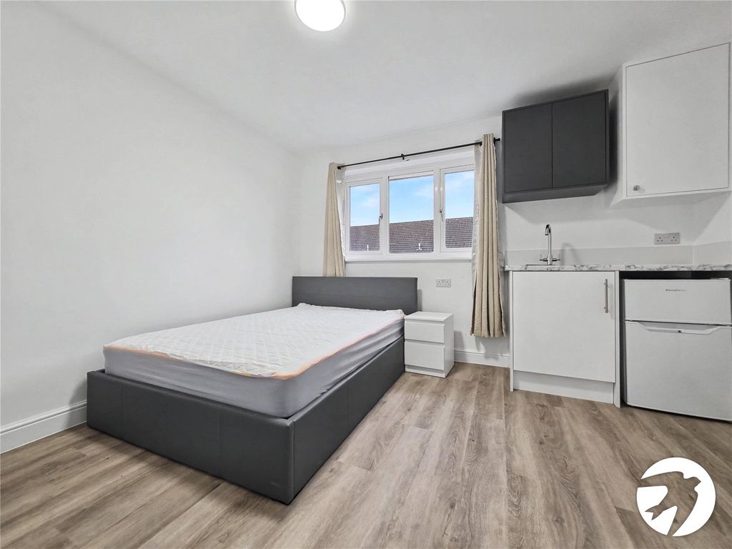 Property photo 2 of 8 Picture No. 07