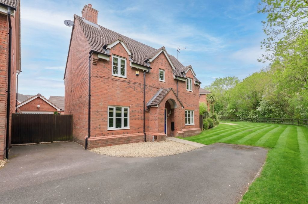 Property photo 1 of 30