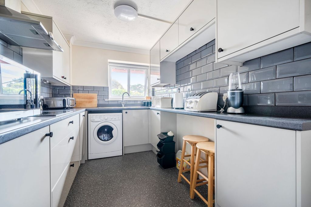 Property photo 2 of 13 Kitchen
