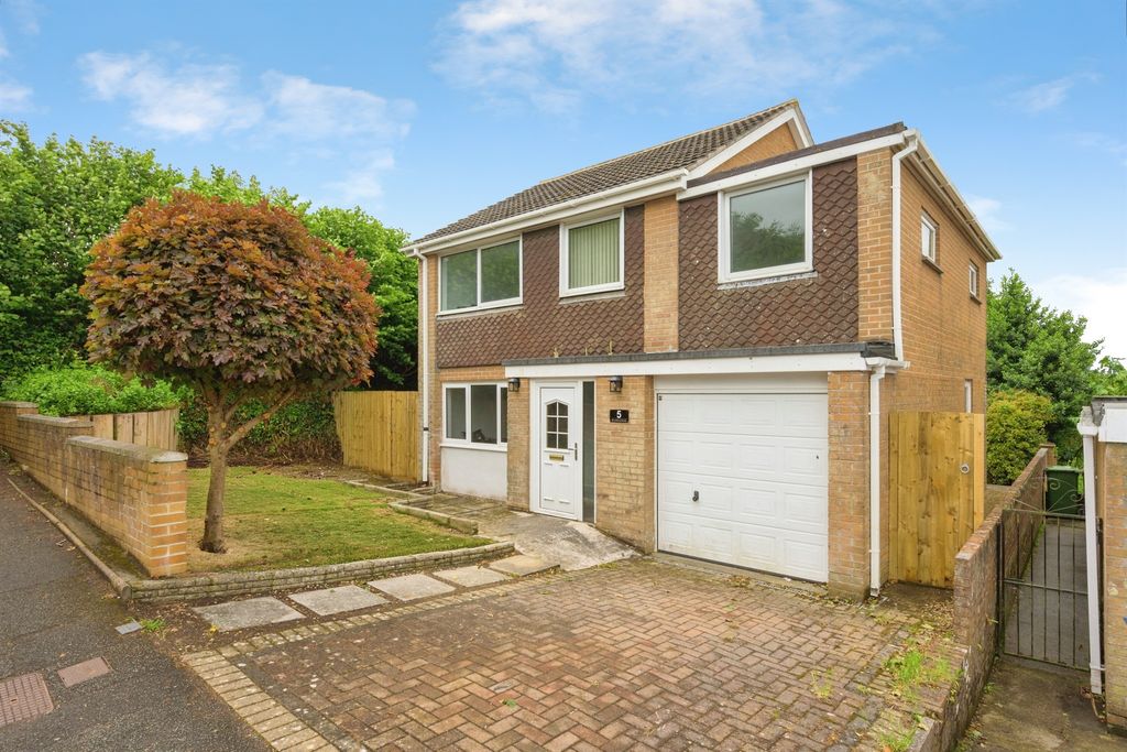 Property photo 1 of 23
