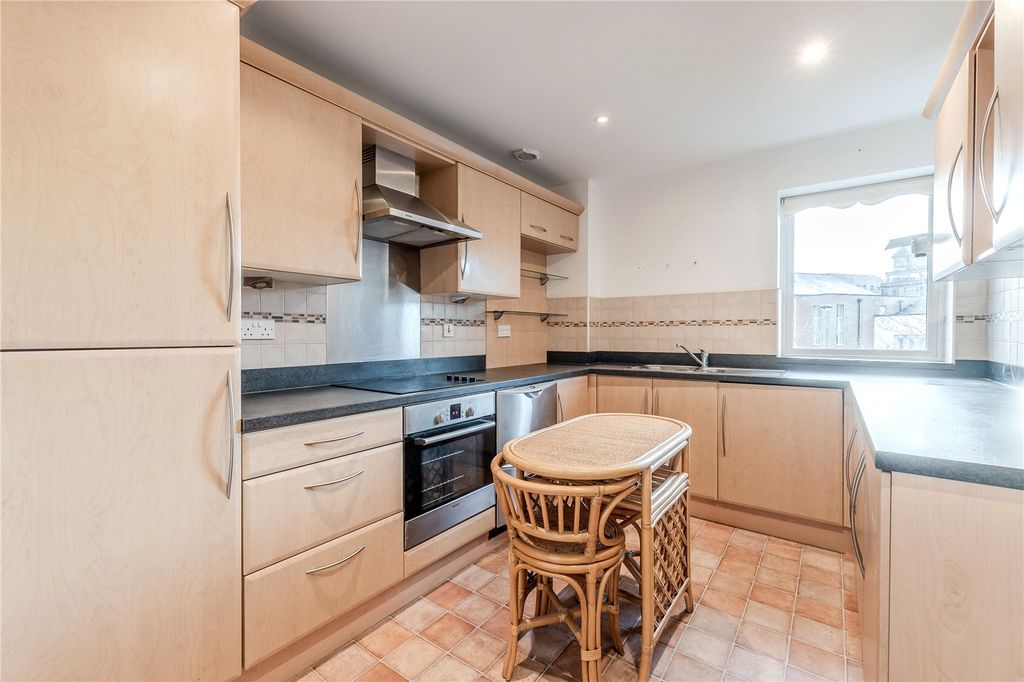 Property photo 3 of 11 Picture No. 26