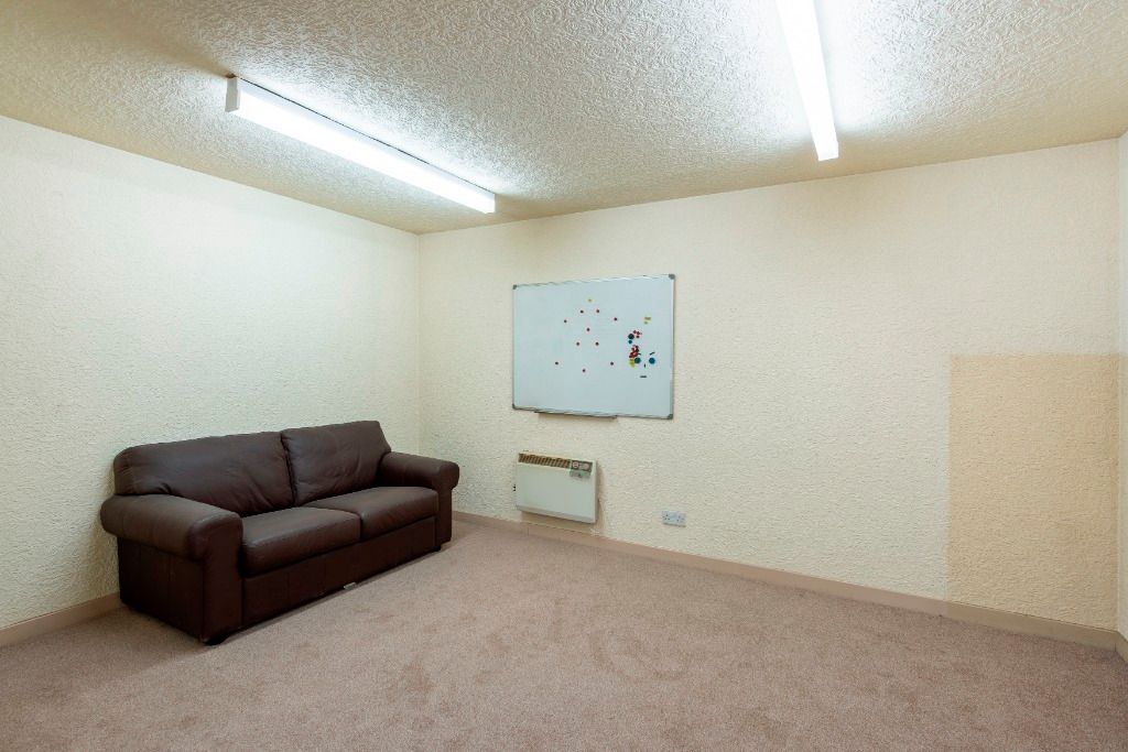 Property photo 2 of 10 Photo 2