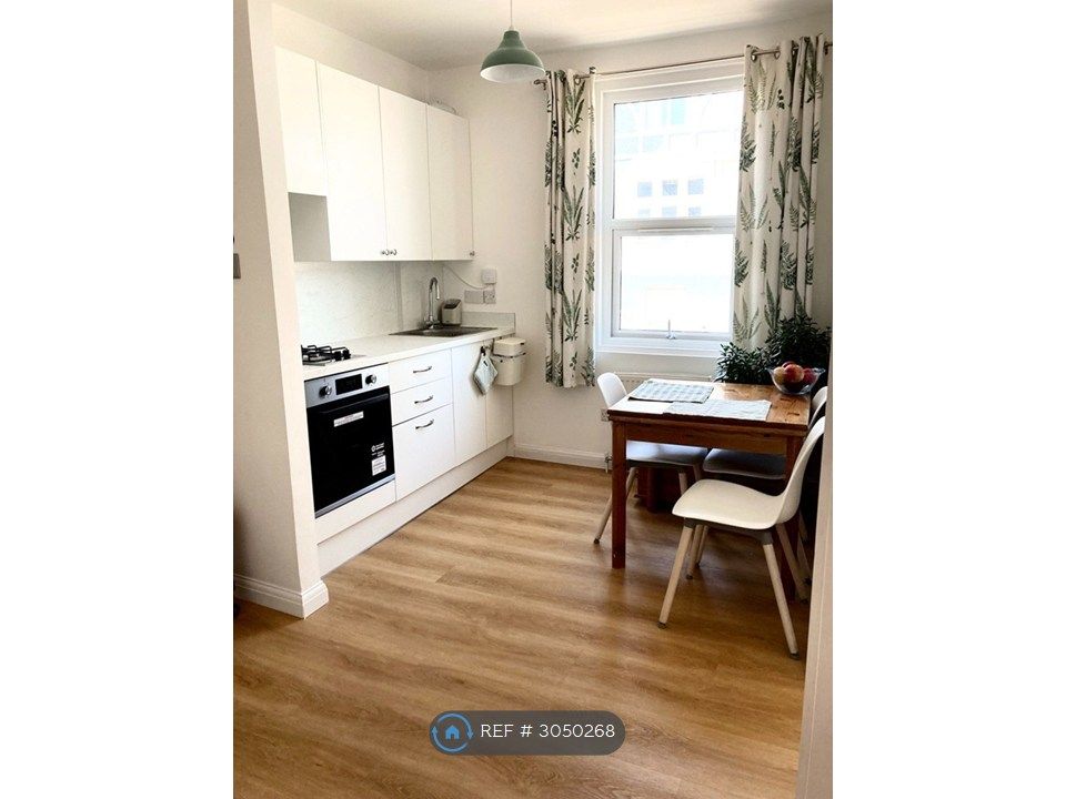 Property photo 2 of 3