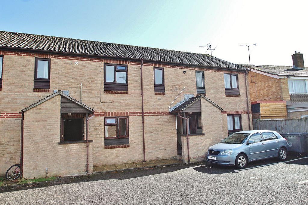 Additional image 8 of 1 bed flat for saleBurwell Court, Witney OX28