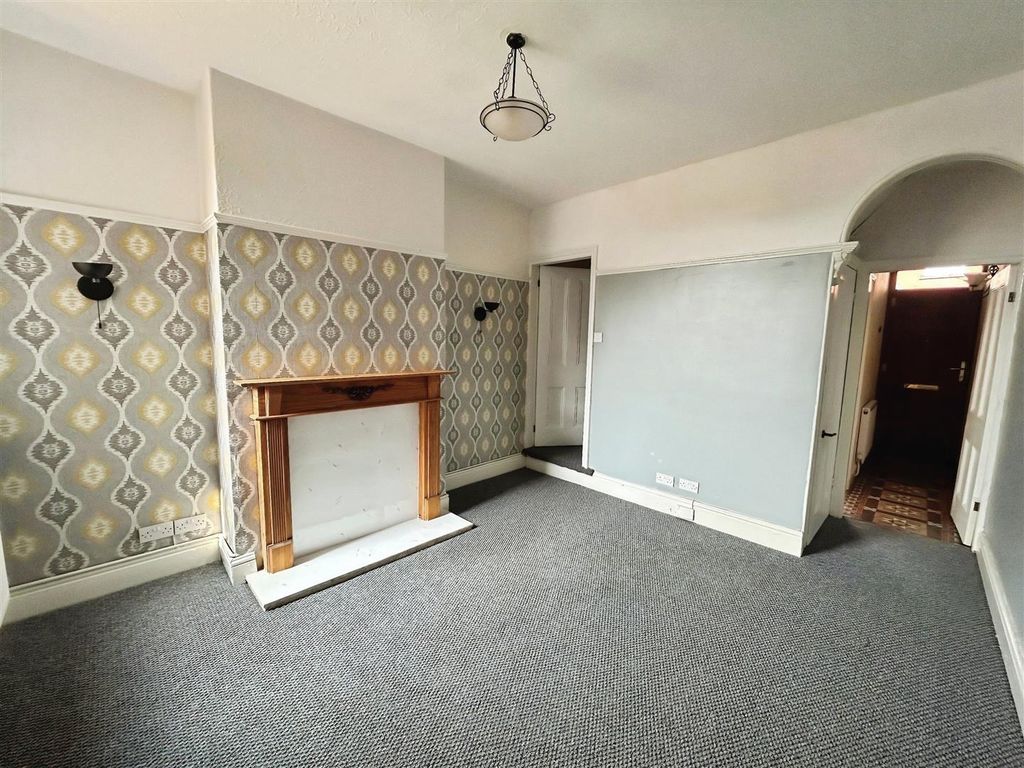 Property photo 3 of 11 Eecf1Afb-8.Jpg
