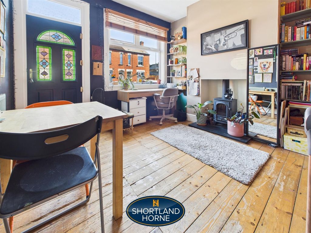 Property photo 3 of 15 Cam01906G0-Pr0641-Still004.Jpg