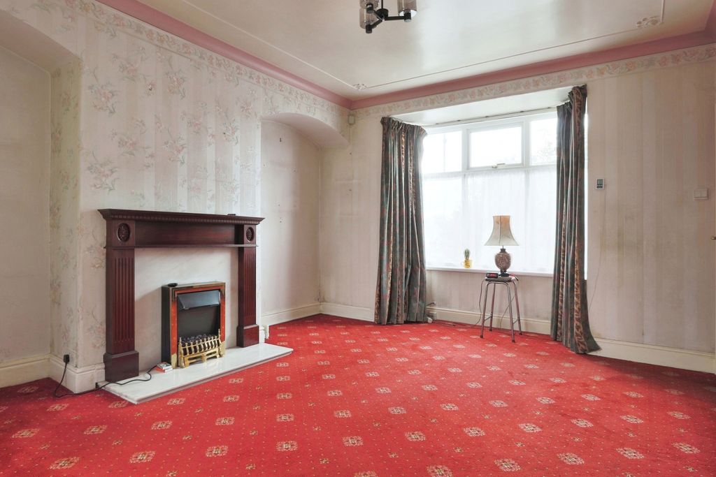 Property photo 2 of 15 3449085