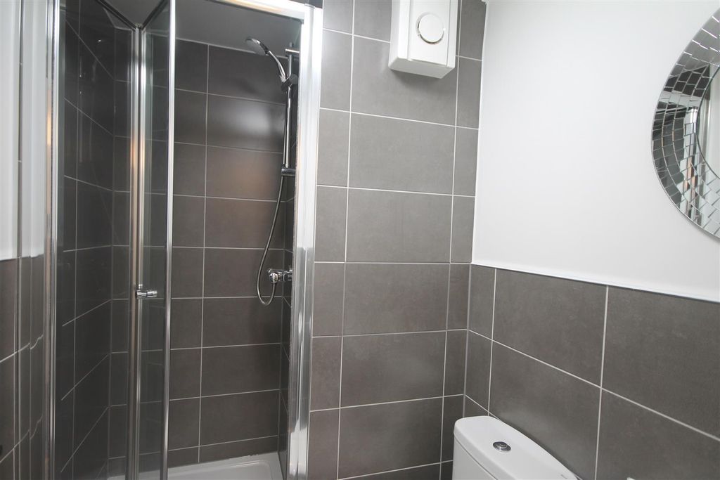 Property photo 1 of 3 Westmorland Shower Room.Jpg
