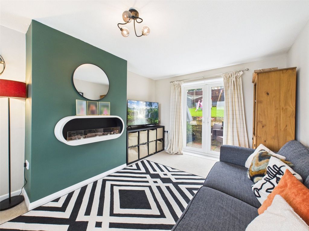 Property photo 3 of 17 Picture No. 06