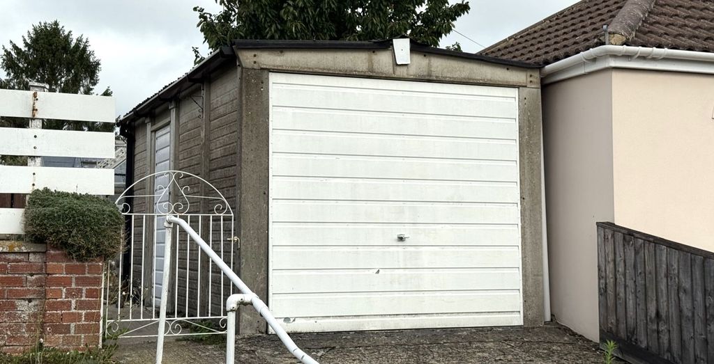 Property photo 3 of 22