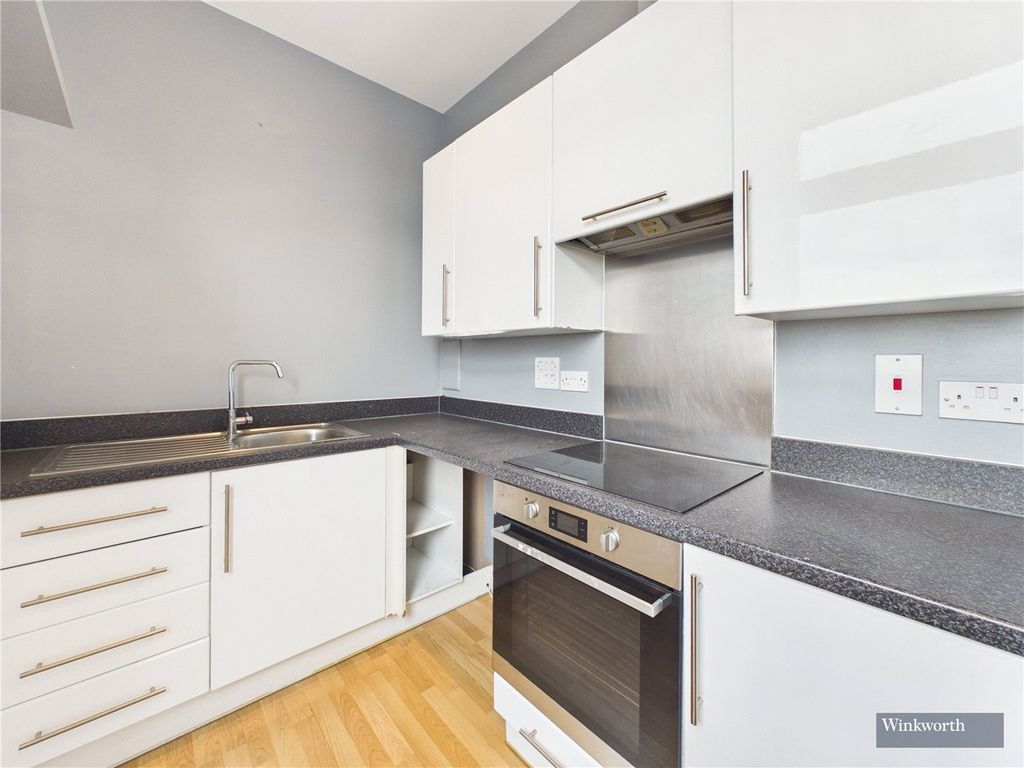 Property photo 3 of 6 Picture No. 04