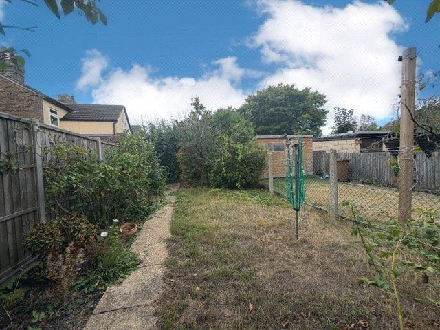 Property photo 2 of 8 Picture No. 04