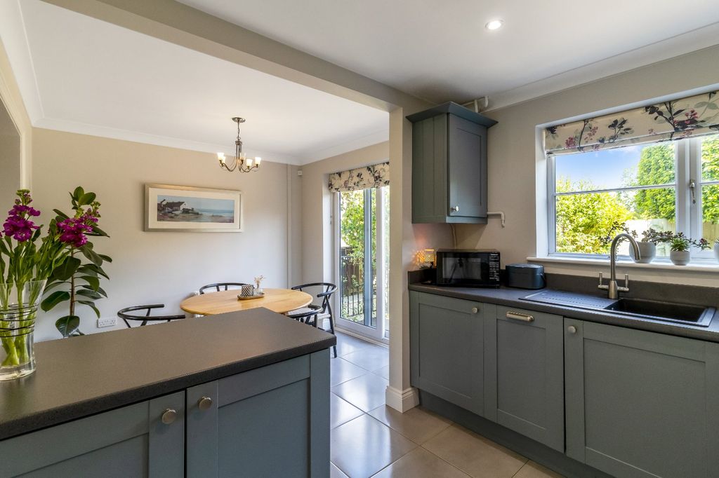 Property photo 3 of 30 Picture No. 55