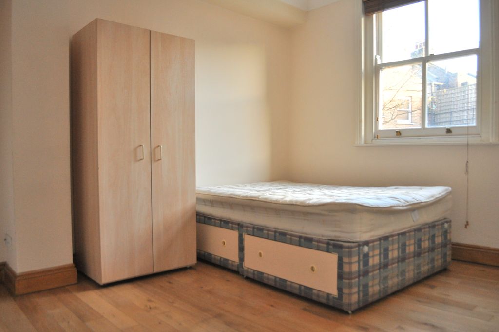 Property photo 1 of 4