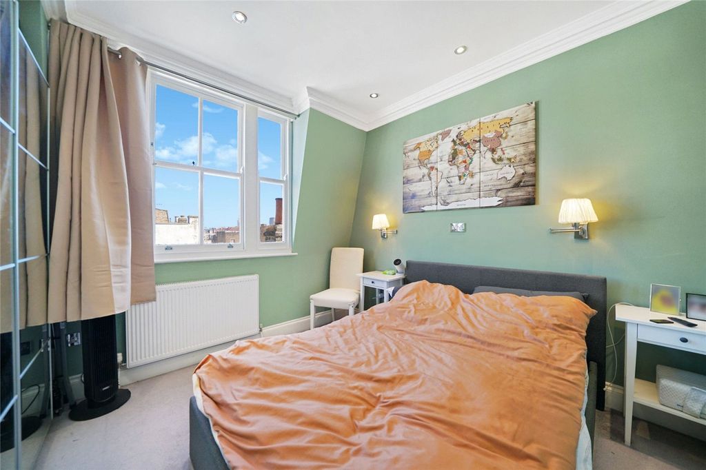 Property photo 3 of 15 Picture No. 18